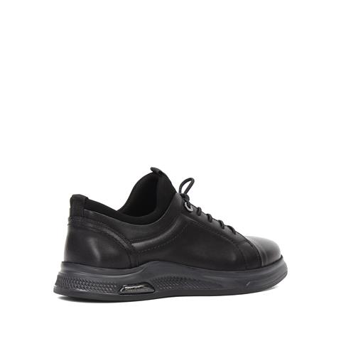 Erkek Siyah Bağcıklı Kalın Tabanlı Deri Sneaker