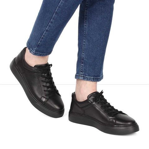 Erkek Siyah Bağcıklı Kalın Tabanlı Deri Sneaker