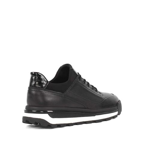 Erkek Siyah Bağcıklı Kalın Tabanlı Deri Sneaker