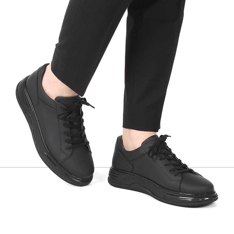 Erkek Siyah Bağcıklı Kalın Tabanlı Mat Deri Sneaker
