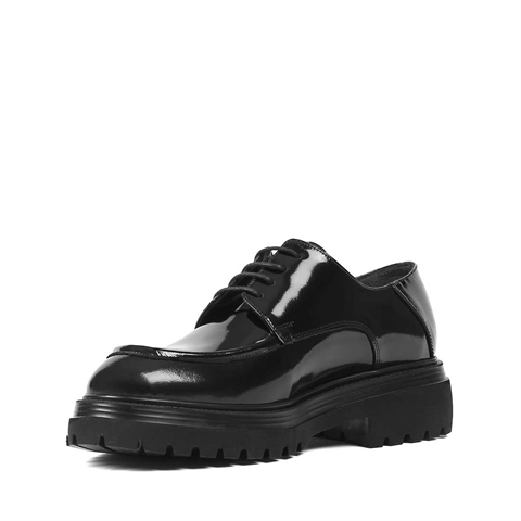 Erkek Siyah Bağcıklı Kalın Tabanlı Rugan Deri Ayakkabı