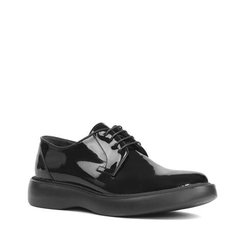 Erkek Siyah Bağcıklı Kalın Tabanlı Rugan Deri Günlük Ayakkabı