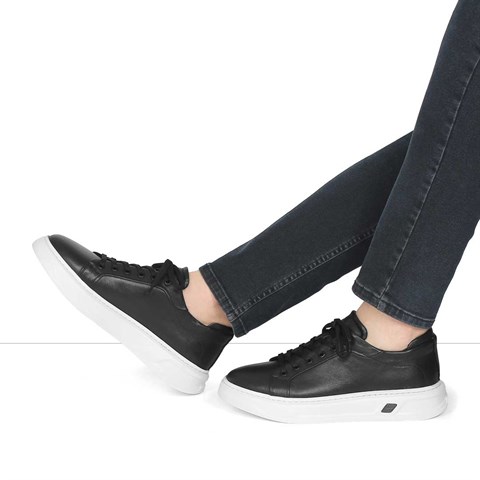 Erkek Siyah Kalın Tabanlı Deri Sneaker