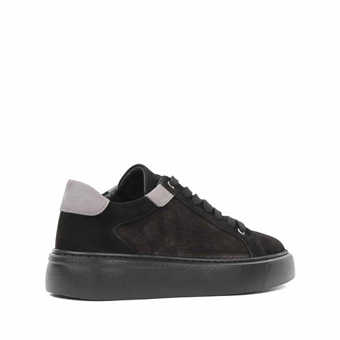 Erkek Siyah Kalın Tabanlı Nubuk Deri Sneaker