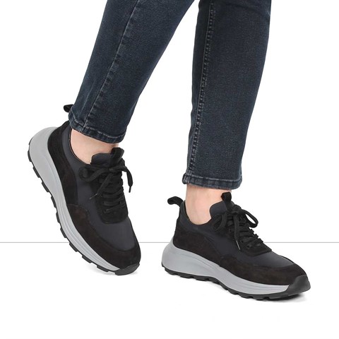 Erkek Siyah Kalın Tabanlı Nubuk Deri Sneaker