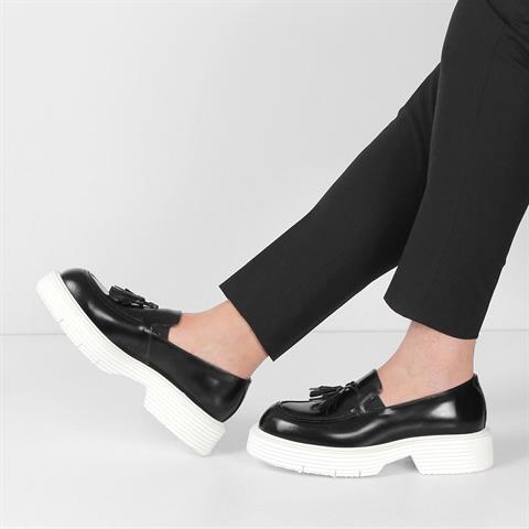 Erkek Siyah Püsküllü Açma Deri Loafer