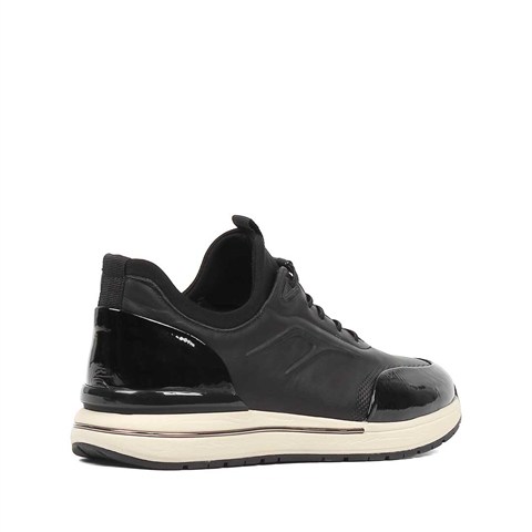Erkek Siyah Rugan Deri Sneaker