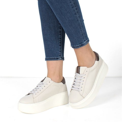 Kadın Gri Bağcıklı Kalın Tabanlı Deri Sneaker