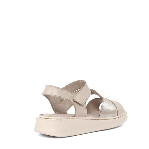 Kadın Gri Bilekten Cırt Cırtlı Deri Sandalet