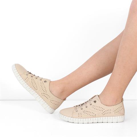 Kadın Bej Bağcıklı Kalın Tabanlı Deri Ayakkabı