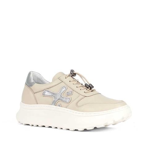 Kadın Bej Bağcıklı Kalın Tabanlı Deri Sneaker