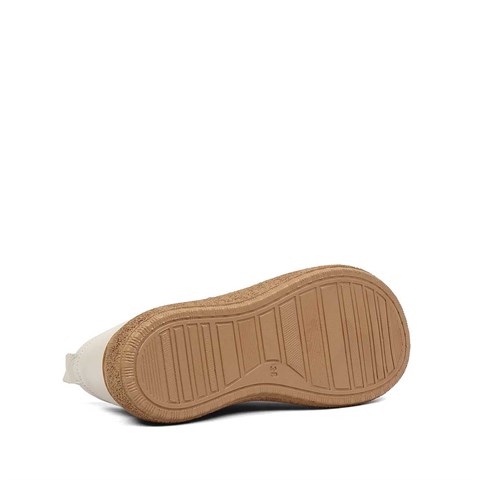 Kadın Bej Bağcıklı Kalın Tabanlı Deri Ayakkabı