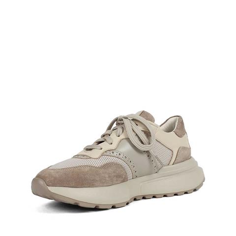 Kadın Bej Bağcıklı Kalın Tabanlı Süet Deri Sneaker