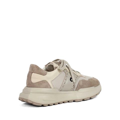 Kadın Bej Bağcıklı Kalın Tabanlı Süet Deri Sneaker