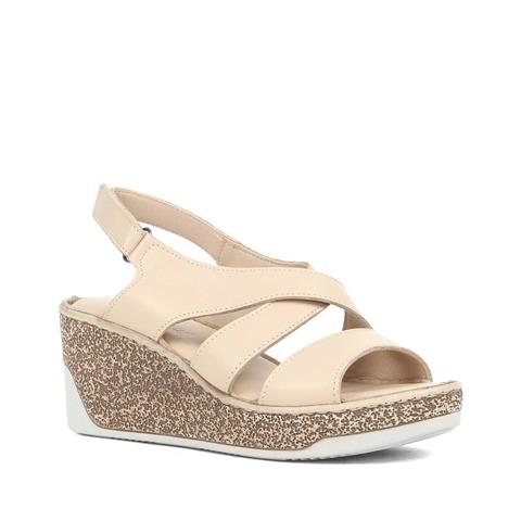 Kadın Bej Bantlı Dolgu Topuklu Deri Sandalet