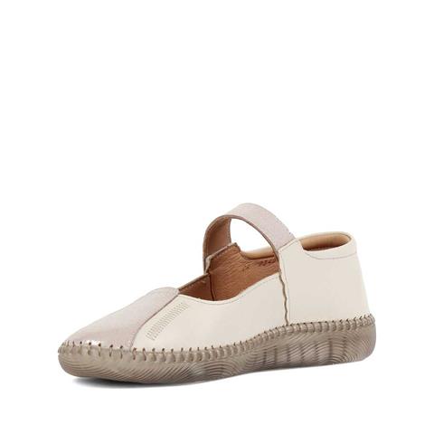 Kadın Bej Bantlı Önü Kapalı Deri Ayakkabı