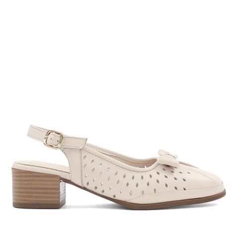 Kadın Bej Bilekten Bantlı Deri Klasik Ayakkabı