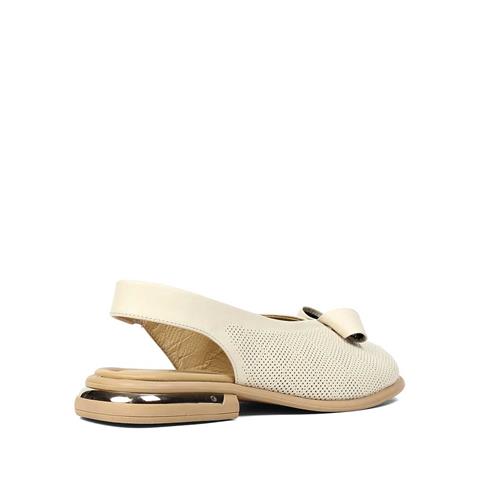 Kadın Bej Bilekten Lastikli Deri Sandalet