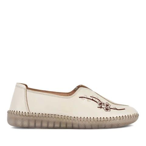 Kadın Bej Çiçek Detaylı Deri Ayakkabı