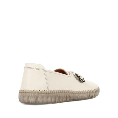 Kadın Bej Çiçek Detaylı Deri Ayakkabı