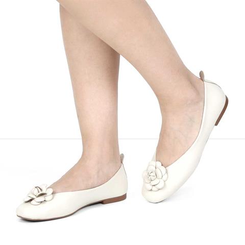 Kadın Bej Çiçek Detaylı Deri Babet