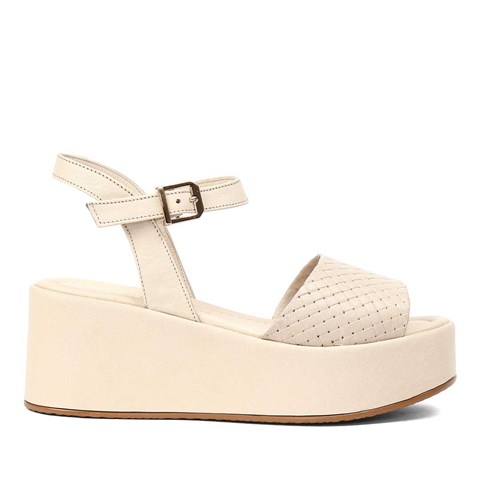 Kadın Bej Dolgu Topuklu Deri Sandalet