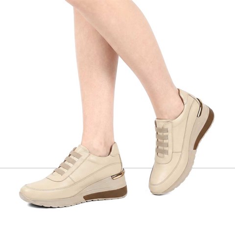 Kadın Bej Dolgu Topuklu Deri Sneaker