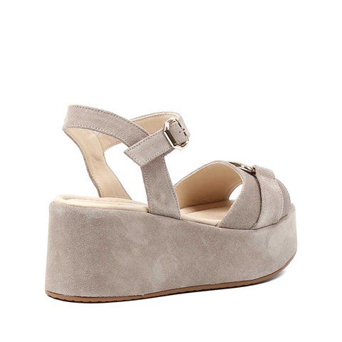 Kadın Bej Dolgu Topuklu Süet Deri Sandalet