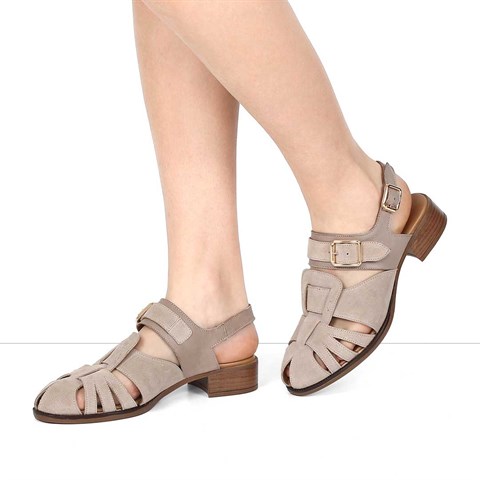 Kadın Bej Gladyatör Süet Deri Sandalet