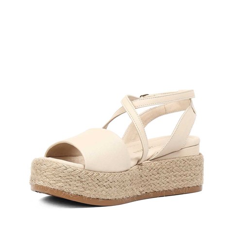 Kadın Bej Hasır Tabanlı Deri Sandalet