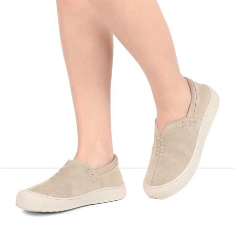 Kadın Bej Kalın Tabanlı Süet Deri Ayakkabı