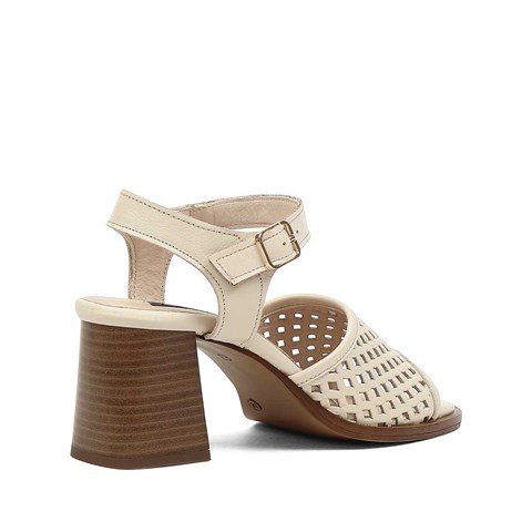 Kadın Bej Kalın Topuklu Deri Sandalet