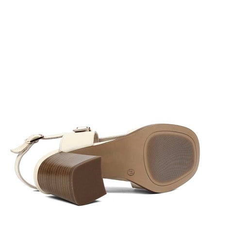 Kadın Bej Kalın Topuklu Deri Sandalet