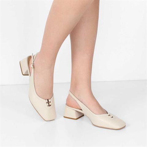Kadın Bej Kısa Kalın Topuklu Deri Klasik Ayakkabı