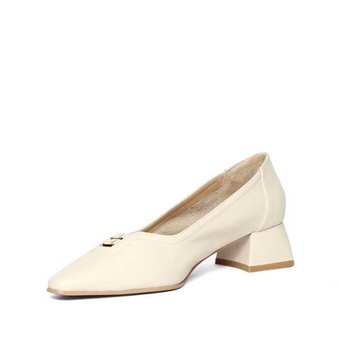 Kadın Bej Kısa Kalın Topuklu Deri Klasik Ayakkabı