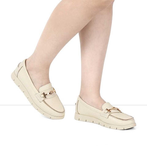 Kadın Bej Tokalı Deri Loafer