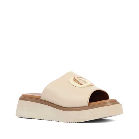 Kadın Bej Tokalı Deri Terlik