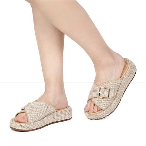 Kadın Bej Tokalı Deri Terlik