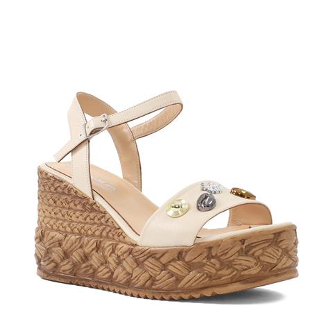 Kadın Bej Tokalı Dolgu Topuklu Deri Sandalet