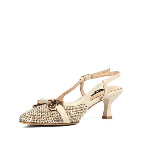 Kadın Bej Tokalı İnce Topuklu Deri Klasik Ayakkabı