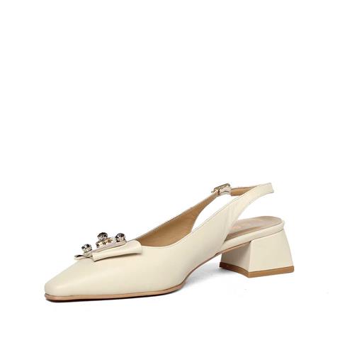 Kadın Bej Tokalı Kalın Topuklu Deri Klasik Ayakkabı