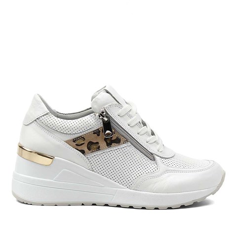 Celal Gültekin Kadın Beyaz Bağcıklı Dolgu Topuklu Deri Sneaker