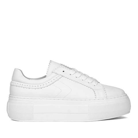 Kadın Beyaz Bağcıklı Kalın Tabanlı Deri Sneaker