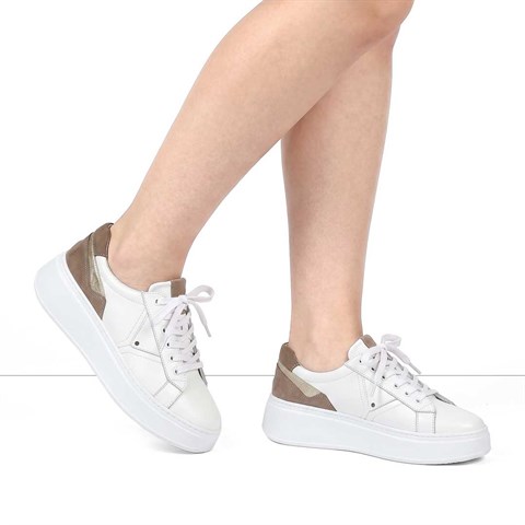 Kadın Beyaz Bağcıklı Kalın Tabanlı Deri Sneaker