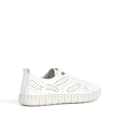 Kadın Beyaz Bağcıklı Kalın Tabanlı Deri Ayakkabı