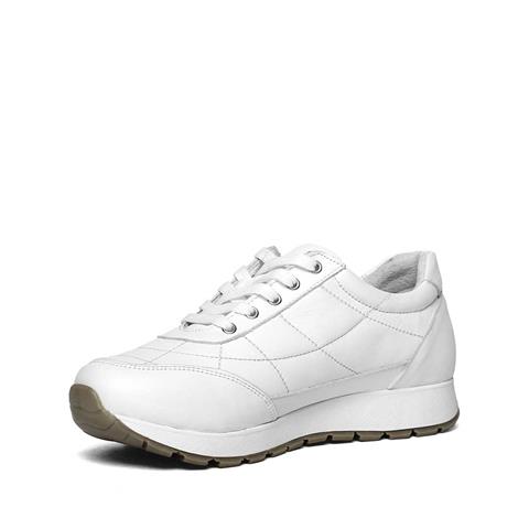 Kadın Beyaz Bağcıklı Kalın Tabanlı Deri Sneaker