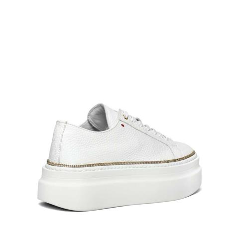 Kadın Beyaz Bağcıklı Kalın Tabanlı Deri Sneaker