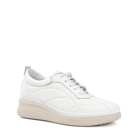 Kadın Beyaz Bağcıklı Kalın Tabanlı Deri Ayakkabı