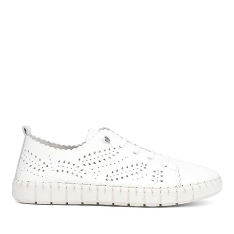 Kadın Beyaz Bağcıklı Kalın Tabanlı Deri Ayakkabı