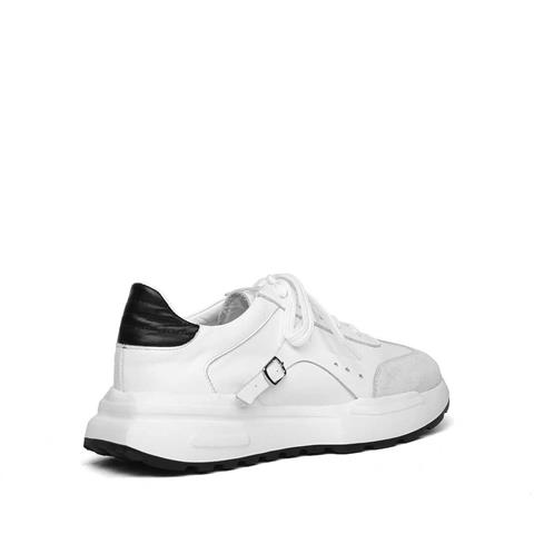 Kadın Beyaz Bağcıklı Kalın Tabanlı Süet Deri Sneaker